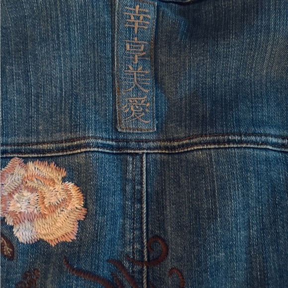 CHICO EMBROIDERED DENIM JACKET - Picture 5 of 7